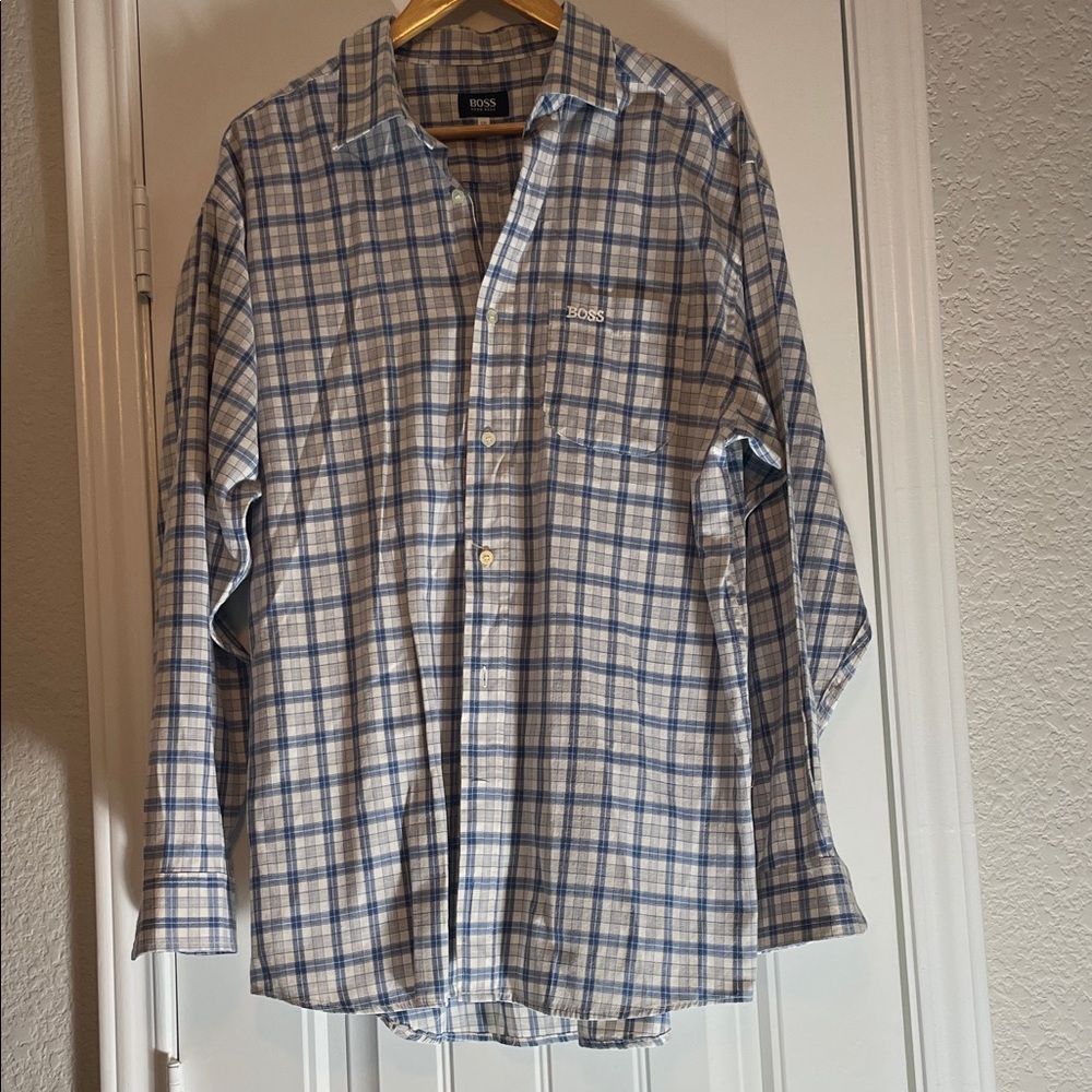 HUGO BOSS Light Blue and White Plaid Button-Down Shirt XXL 100 % Cotton